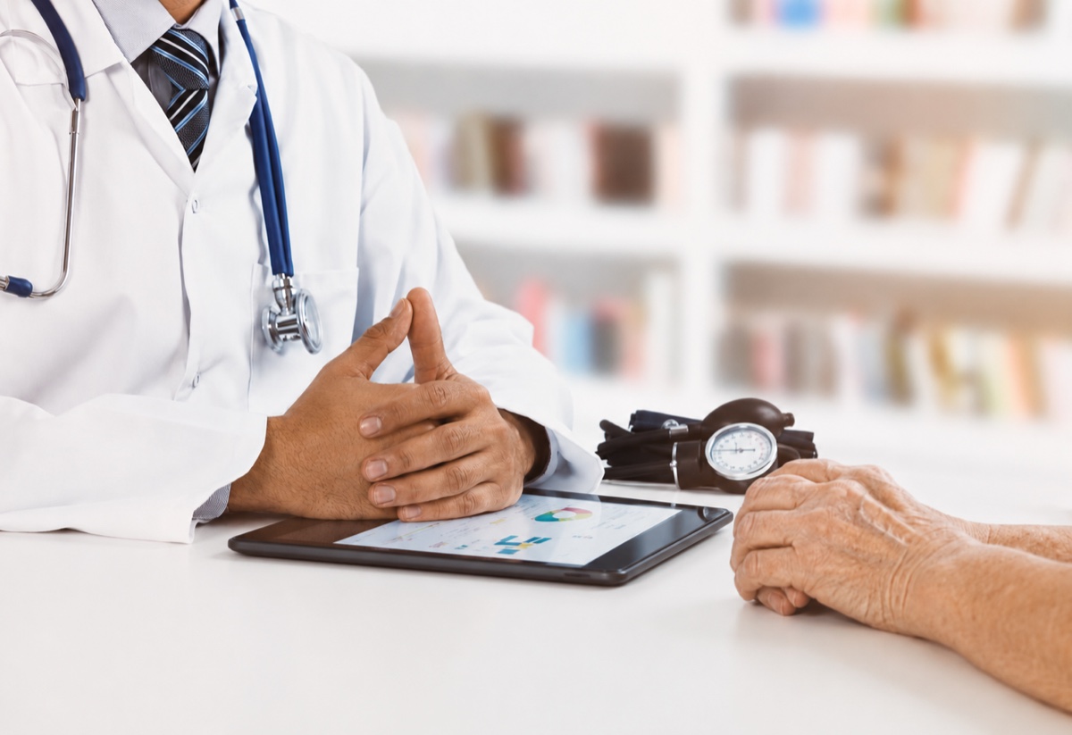 Ärztliches Gespräch mit Patient:in mit Palinor